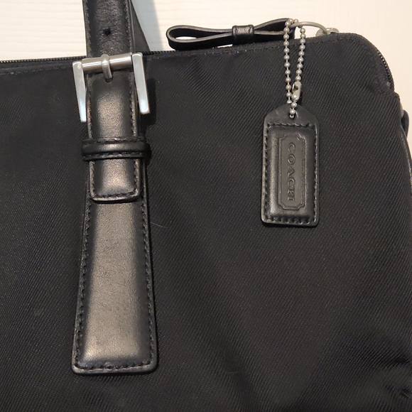 Coach tote - Picture 2 of 10